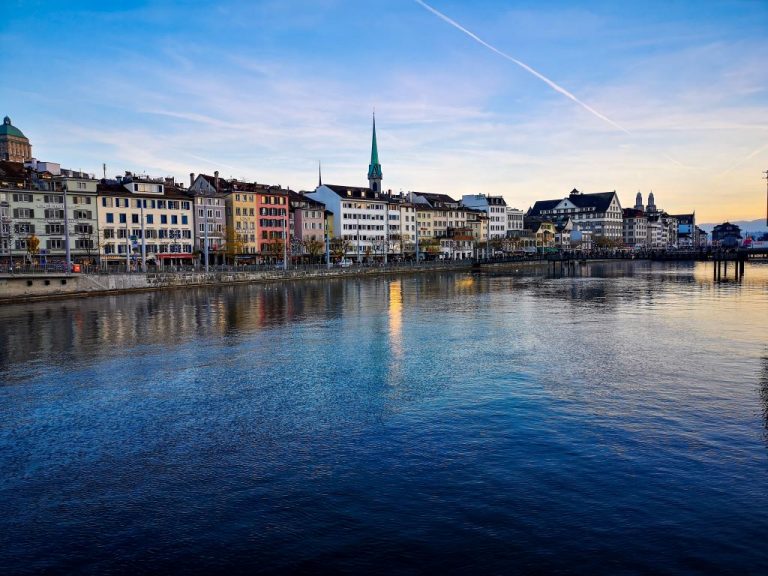 Image of Zurich Lake